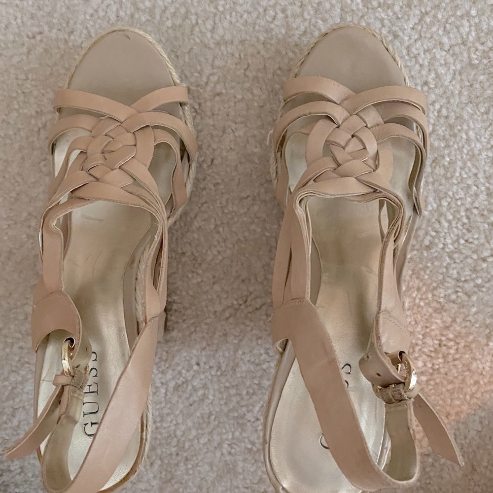 Guess wedges